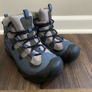 Women’s Keen Hiking Boots Size 7
